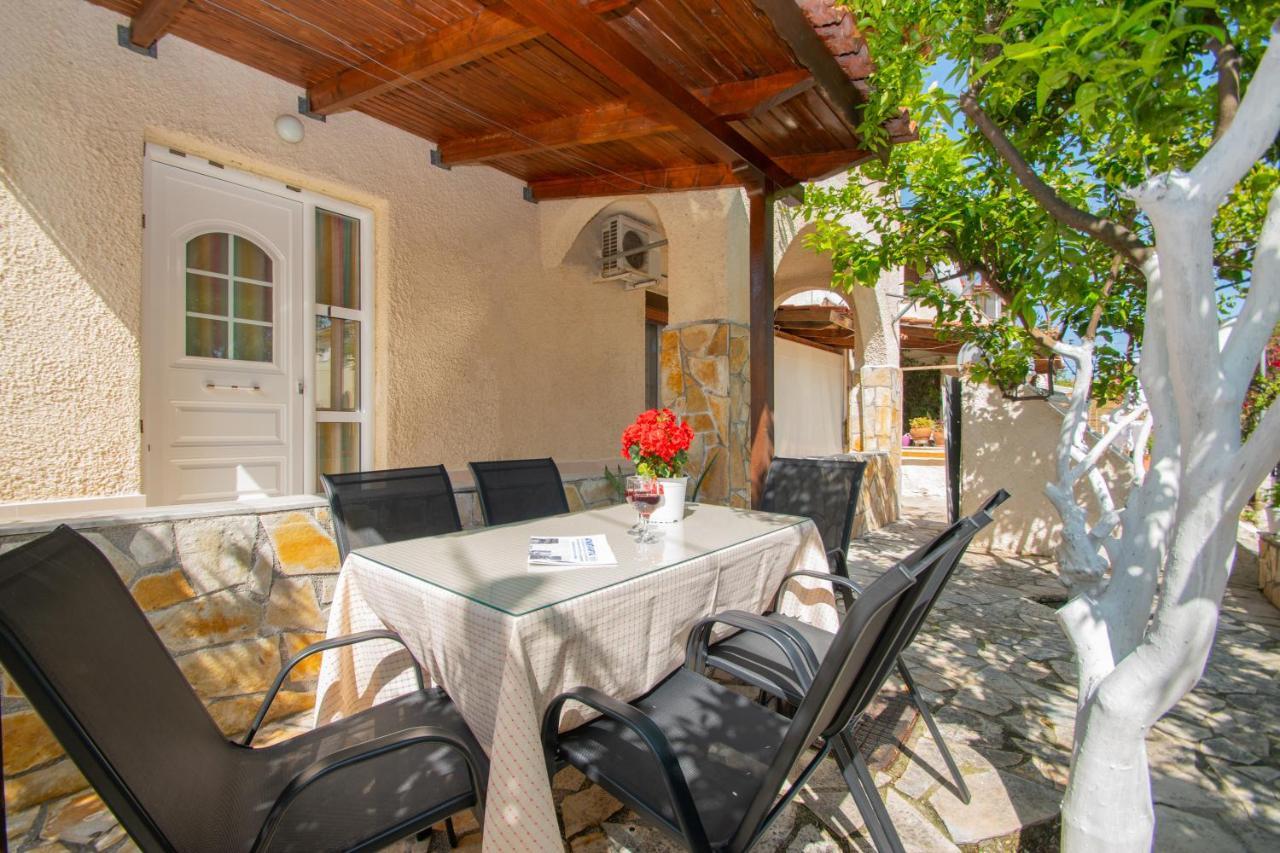 Lemon Tree Zante City Apartment By "Elite" Exterior photo