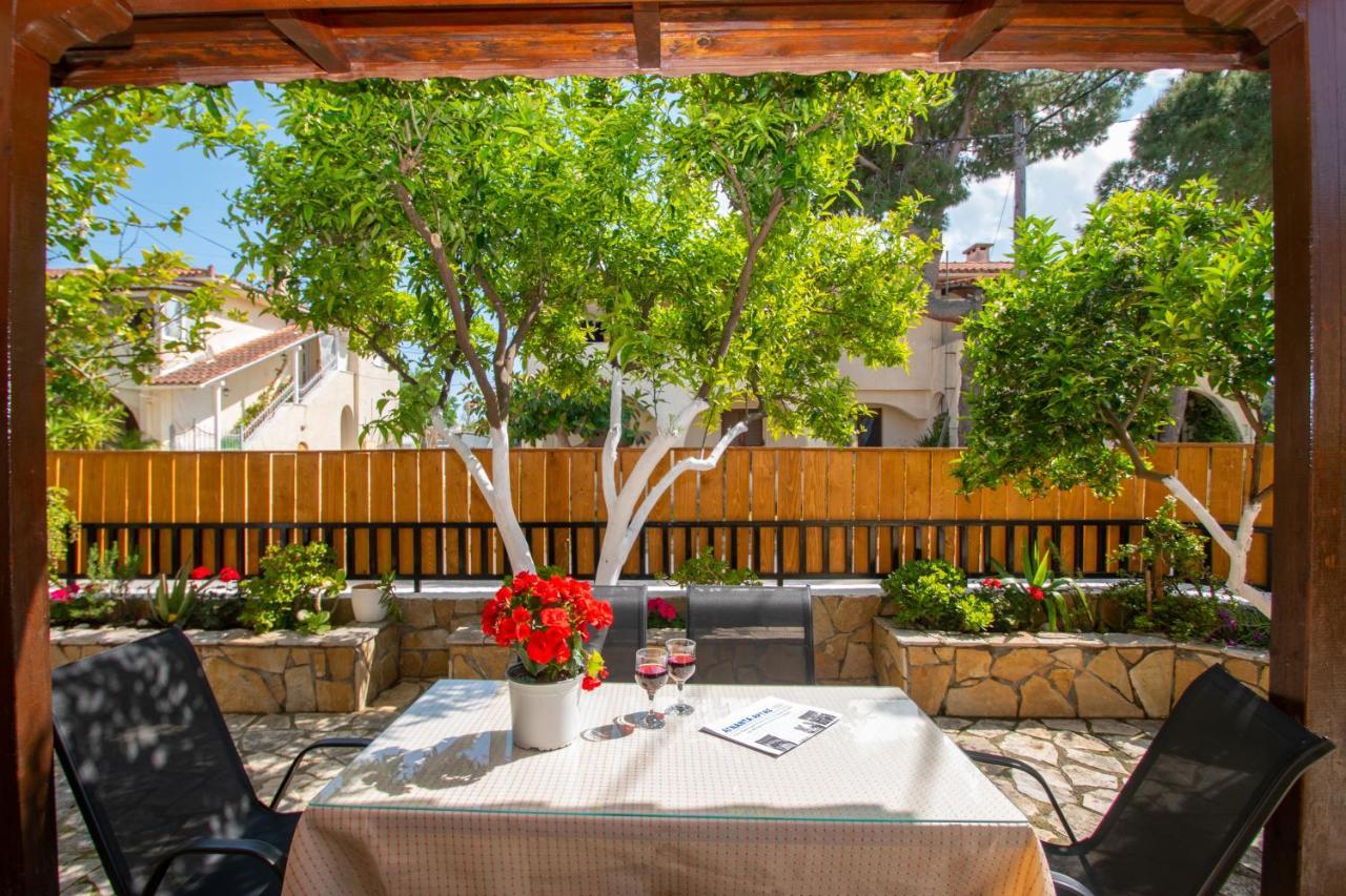 Lemon Tree Zante City Apartment By "Elite" Exterior photo